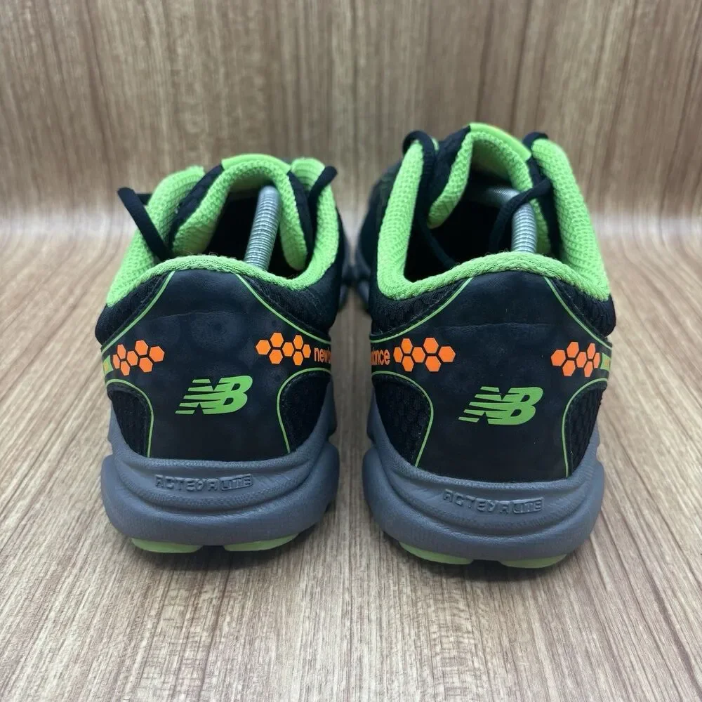 New Balance 690v2 M690BG2 Men’s Size 13D‎ Black Orange Green Running Sneakers
